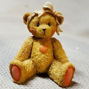 Cherished Teddies, Sara